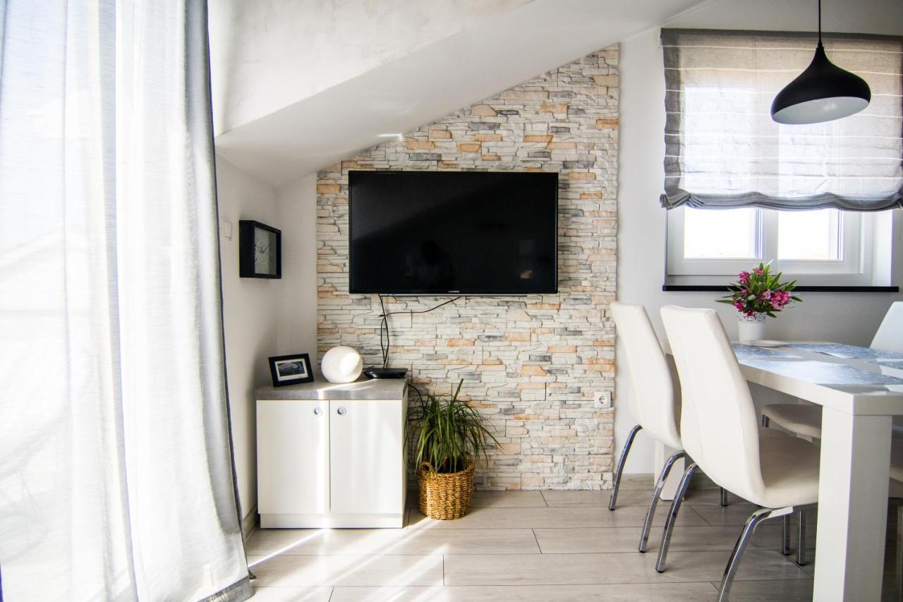 Apartments Up&Up Рогозниця Екстер'єр фото